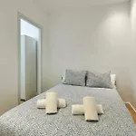 Апартаменты Vibrant And Modern *